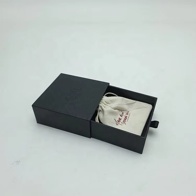  Customized OEM UV Coated Ring Box with Embossed Logo - High-Quality Suede Jewelry Pouch from Pakistan
