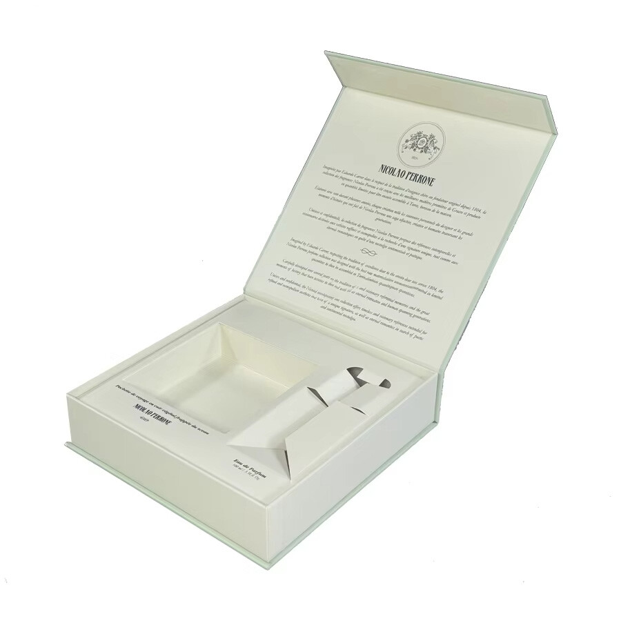  Custom Luxury Cosmetic Perfume Boxes - Magnetic Gift Packaging with High-End Design