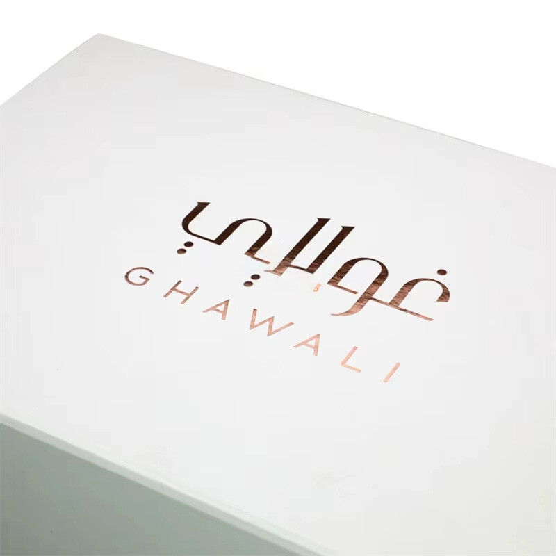  Discover Your High-End Apparel's Perfect Match: Premium Luxury Clothing White Rigid Collapsible Magnetic Box