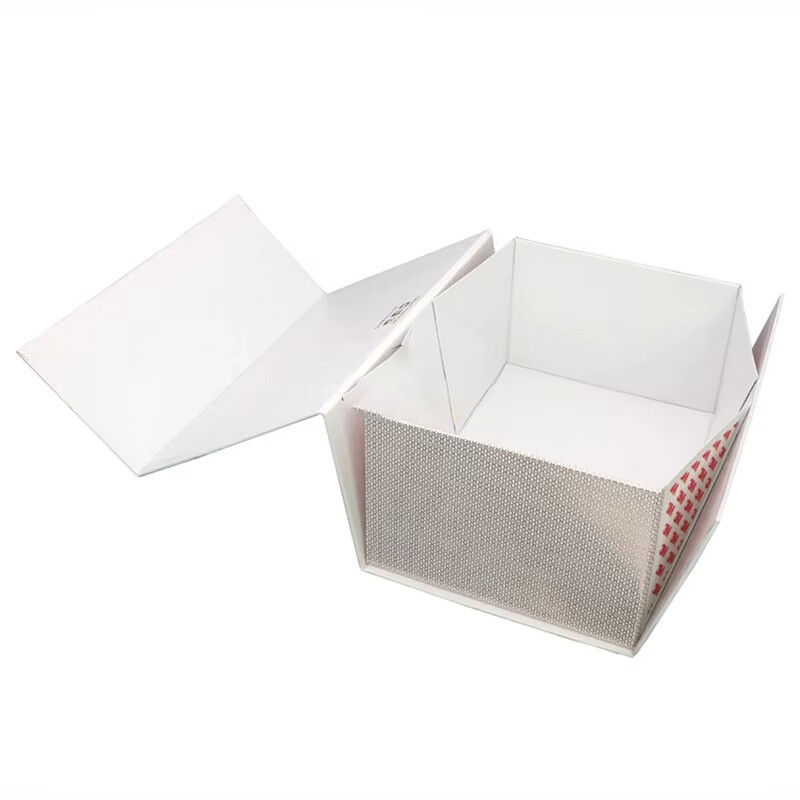  Discover Your High-End Apparel's Perfect Match: Premium Luxury Clothing White Rigid Collapsible Magnetic Box