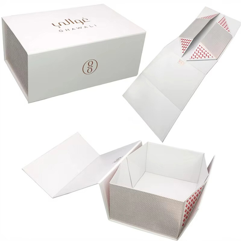  Discover Your High-End Apparel's Perfect Match: Premium Luxury Clothing White Rigid Collapsible Magnetic Box