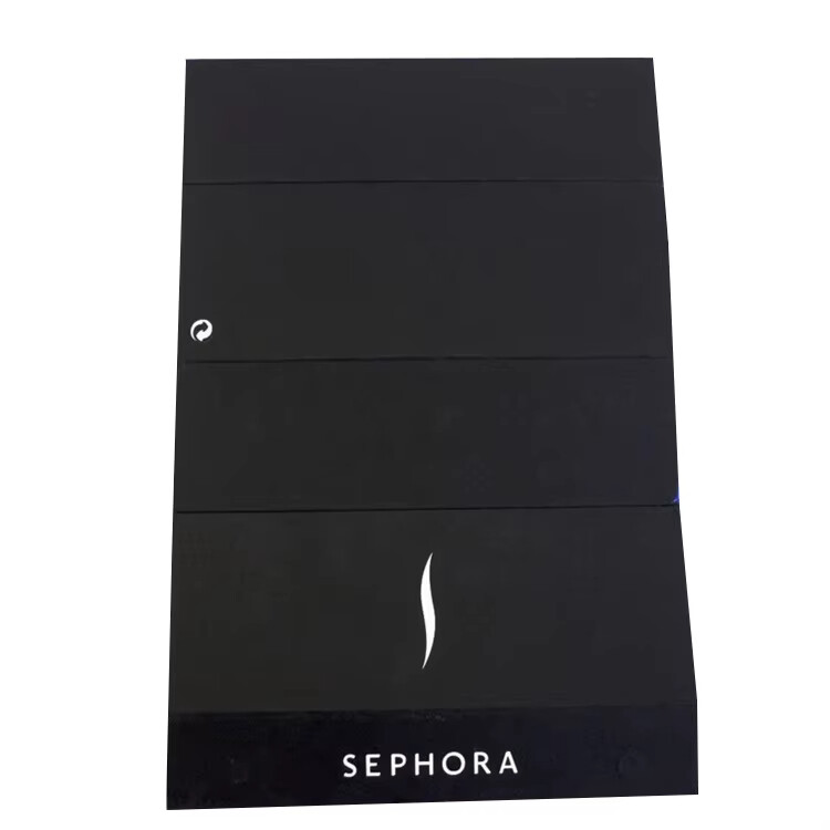  Custom Black Cardboard Gift Box with Magnetic Closure for Premium Packaging