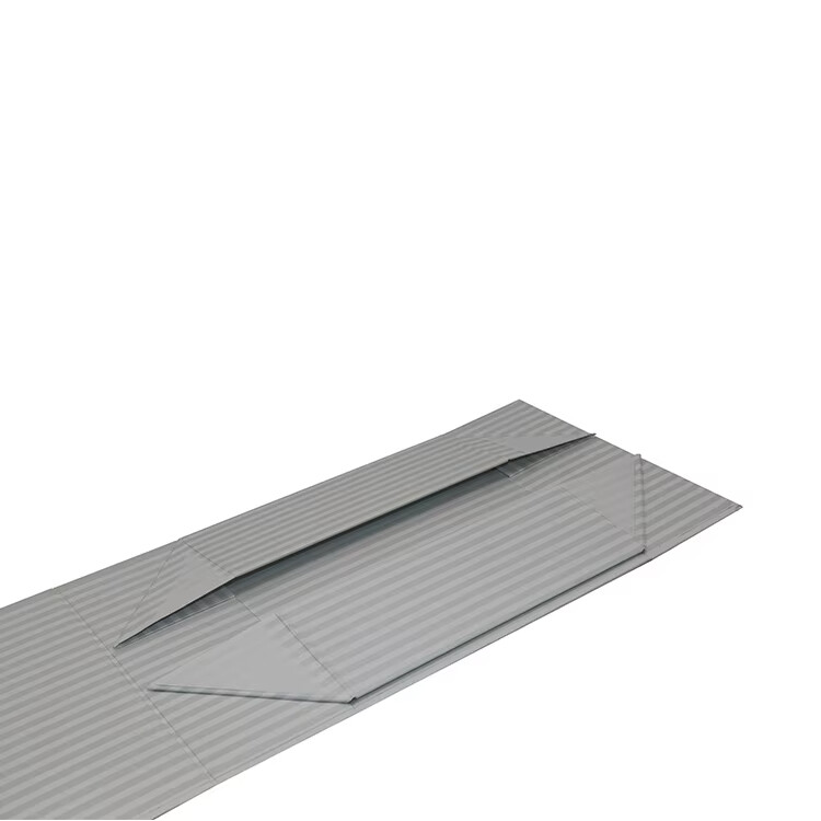  Custom Magnetic Foldable Paper Flap Box with Foil Logo for High-End Packaging