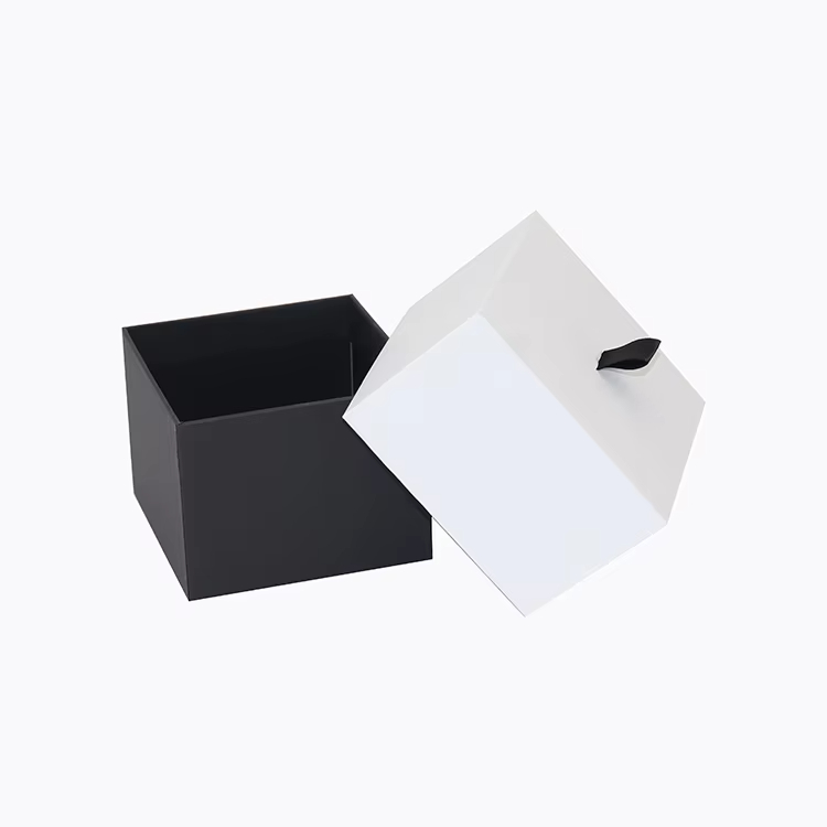  Custom Luxury Rigid Cardboard Empty Candle Square Boxes - Affordable & High-Quality