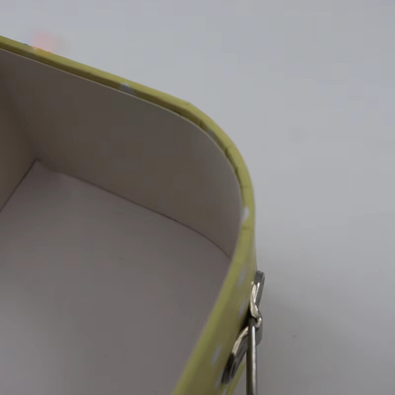  High-Quality Mini Cardboard Baby Suitcase Gift Box for Unique Baby Gifts