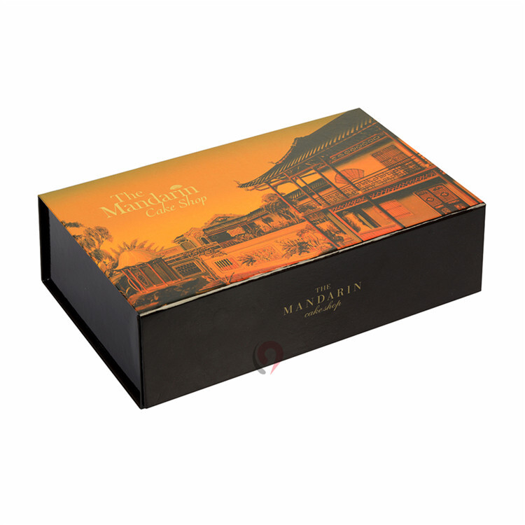  Custom Wholesale Logo Matte Laminated Magnetic Shipping Boxes for Packaging