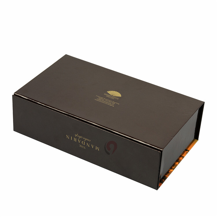  Custom Wholesale Logo Matte Laminated Magnetic Shipping Boxes for Packaging