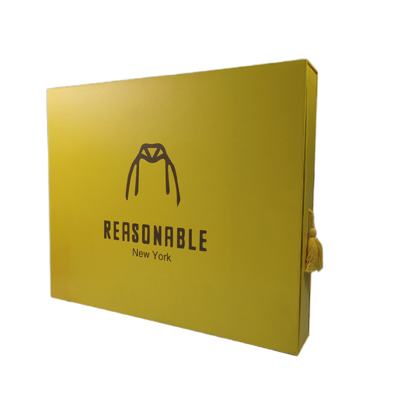 Customized Yellow Rigid Cardboard Sliding Drawer T-Shirt Packaging Box