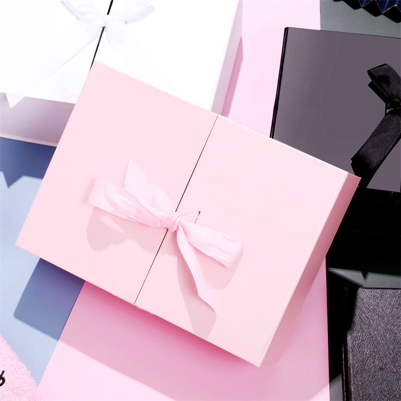 Hot Selling Minimalist White Flip Double Door Folding Cosmetic Gift Packaging Box