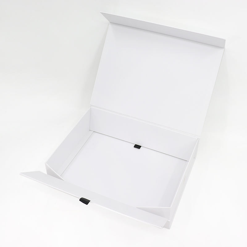  Luxury Custom Hard Board Magnetic Box with EVA Foam Insert for Clothing & Cosmetic Packaging