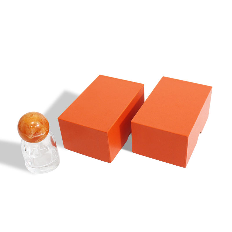  Customized Luxury Perfume Packaging Box with Embossed Logo, Removable Lid & Neck Cardboard