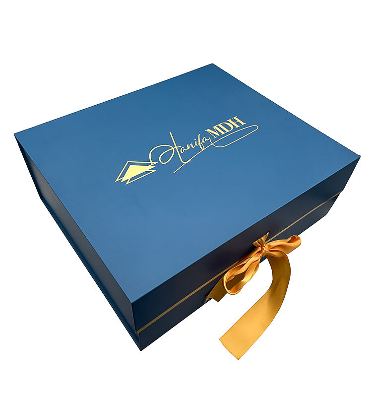  Custom Magnetic Closure Flap Lid Cardboard Gift Boxes for Bespoke Packaging