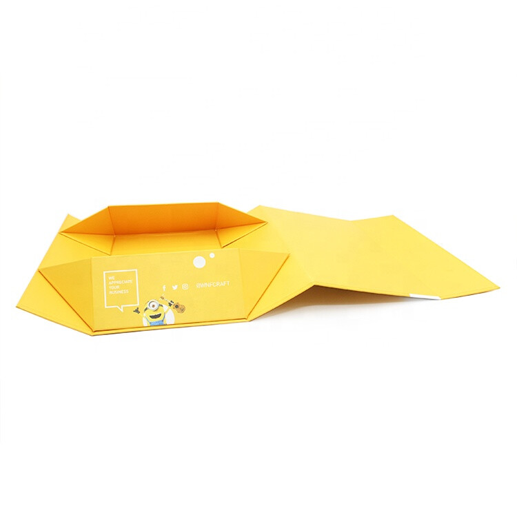  Customized Magnetic Folding Rigid Paper Christmas Gift Box for Baby Products - Shenzhen Kaijie Packaging
