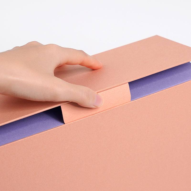 Customizable Premium Gift Boxes - Branded Folding Packaging for Clothes, Shoes & Hats