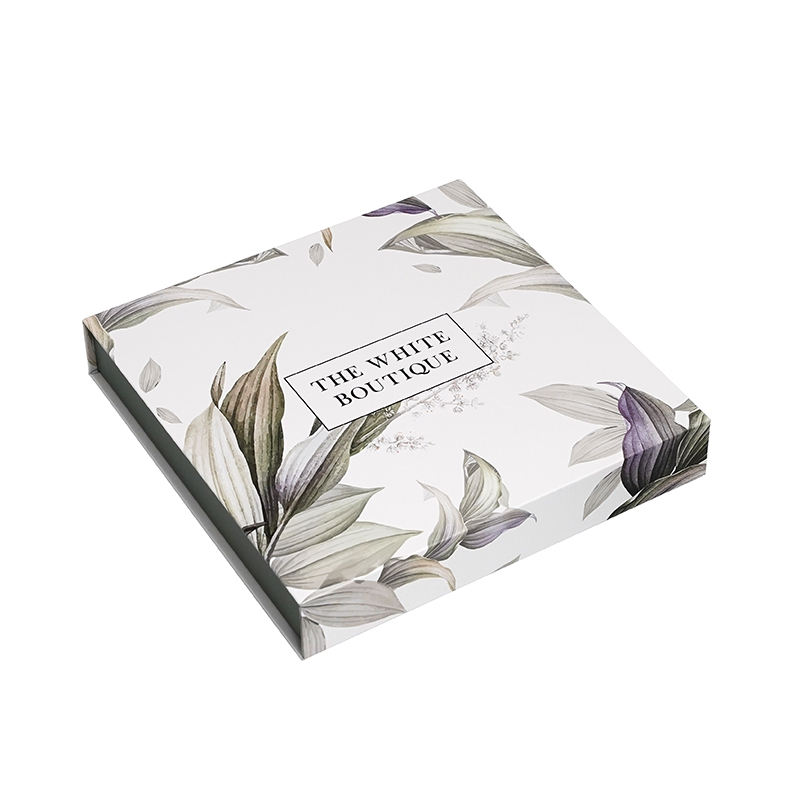  Custom Luxury Chocolate Gift Boxes with CMYK Colors, Magnetic Closure & Matt Lamination
