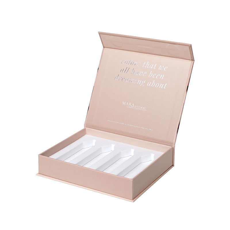  Customized Luxury Cardboard Magnet Box with Silk Handle for Lipstick Packaging