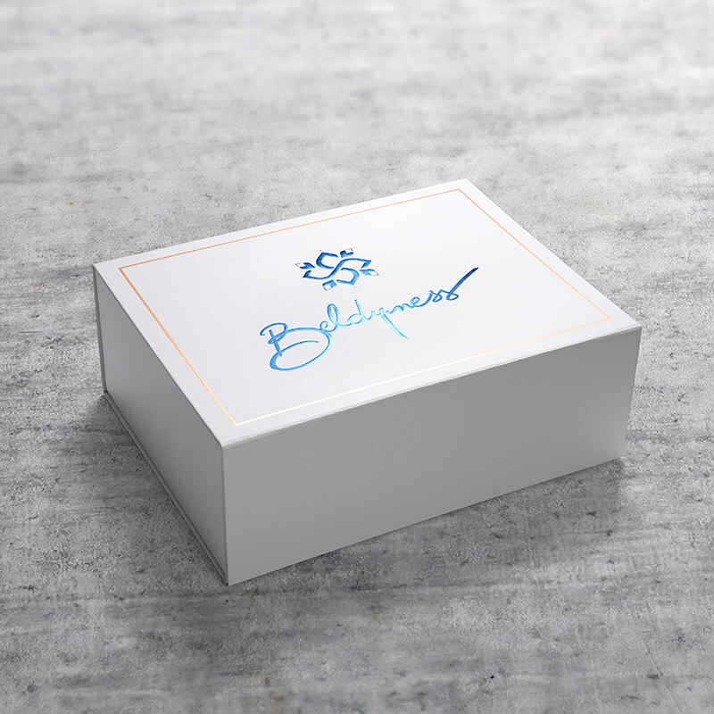  Luxury Custom Size Logo Magnet Folding Box with Magnetic Lid for Hoodies & Cosmetics Packaging