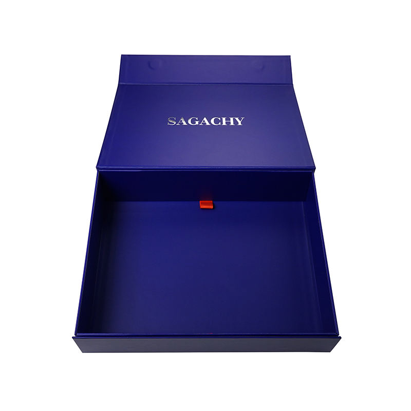  Wholesale Custom Magnetic Folding Boxes for Hoodie T-shirt Gift Packaging with Foil Stamping