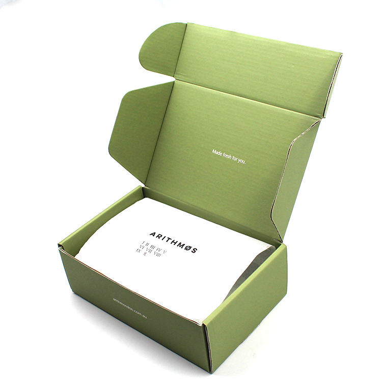  Custom Luxury Green Corrugated Paper Mailer Gift Boxes for Clothes, Cosmetics & Perfume