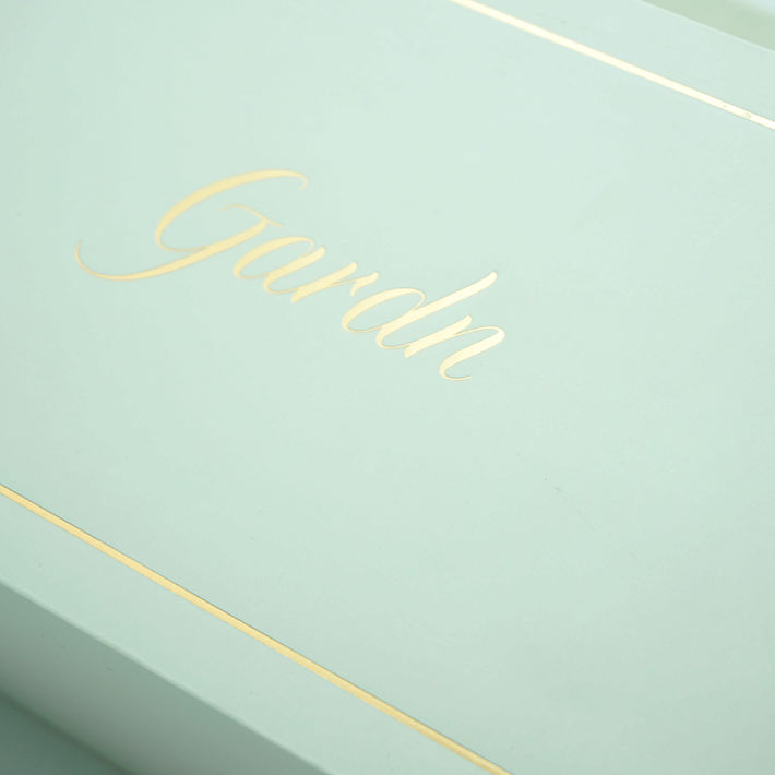  Luxury Customizable Gift Box with Logo Bronzing for Birthday Perfume Candle Tea - Shenzhen Kaijie Packaging