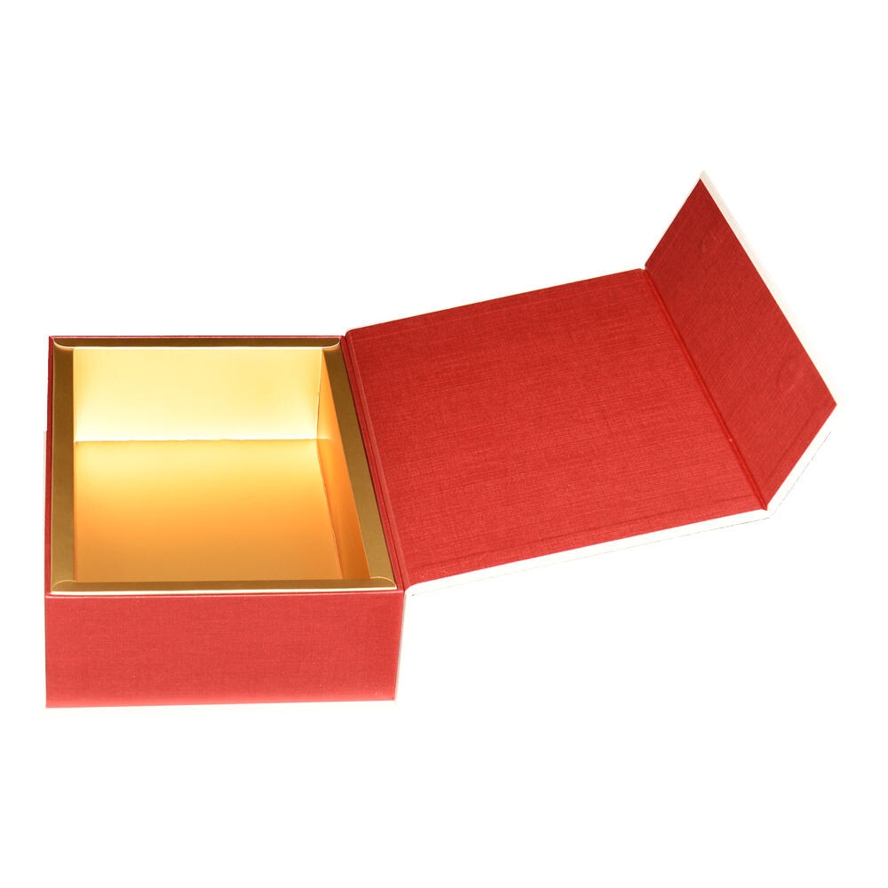  Fancy Gold Foil Logo Premium Gift Packaging - Flat Packed Magnetic Closure Cardboard Box