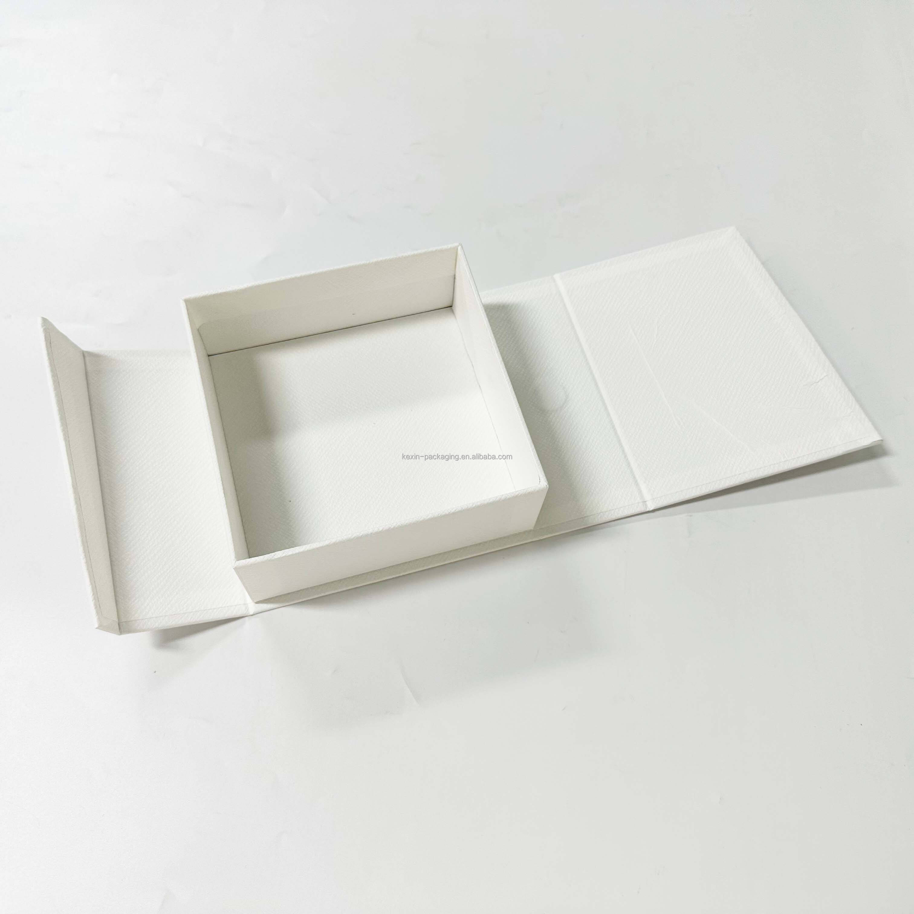  Customized Cardboard Paper Packaging for Makeup, Perfume, Skincare & Cosmetic Boxes with Magnetic Closure