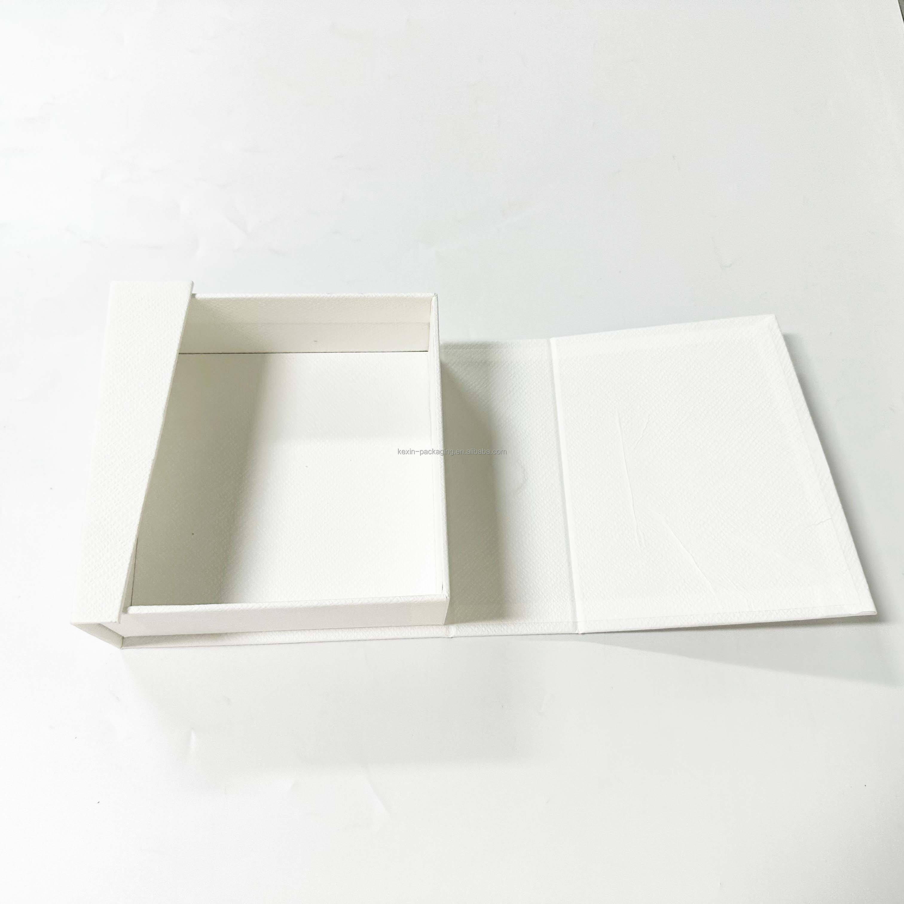  Customized Cardboard Paper Packaging for Makeup, Perfume, Skincare & Cosmetic Boxes with Magnetic Closure