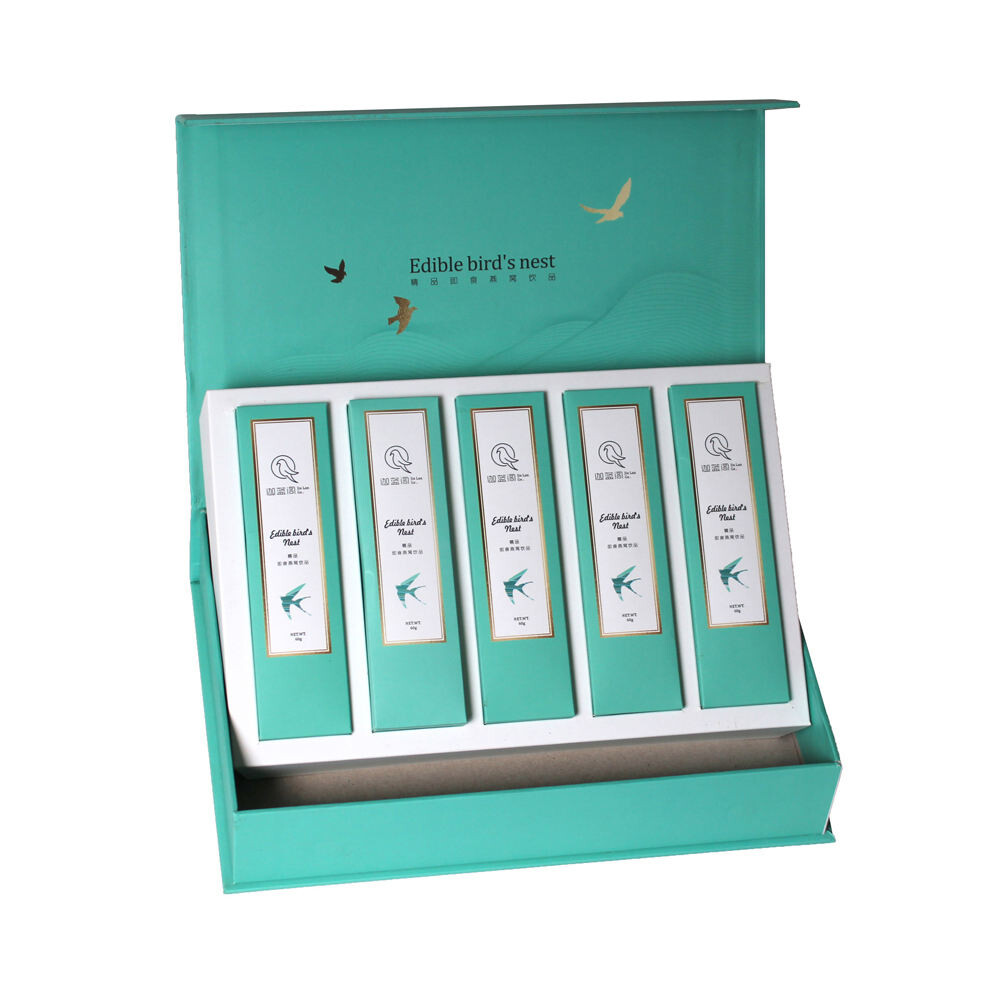  Luxury Cosmetic Gift Packaging Boxes with Delicate Magnetic Closure for Skincare Travel Sets