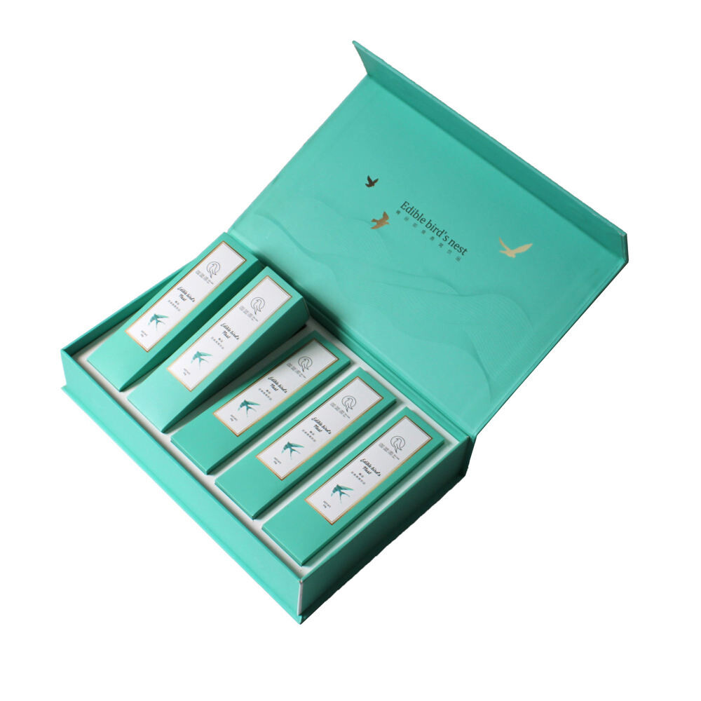  Luxury Cosmetic Gift Packaging Boxes with Delicate Magnetic Closure for Skincare Travel Sets