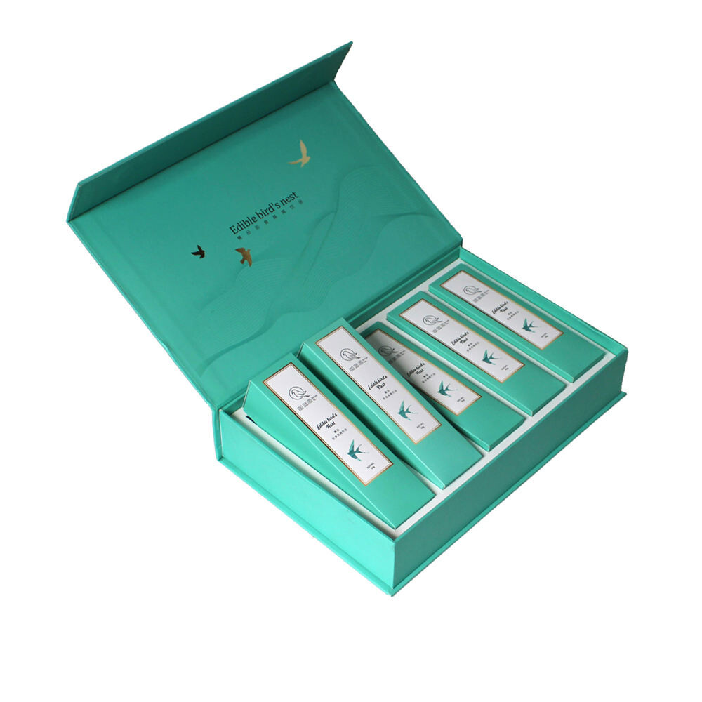  Luxury Cosmetic Gift Packaging Boxes with Delicate Magnetic Closure for Skincare Travel Sets