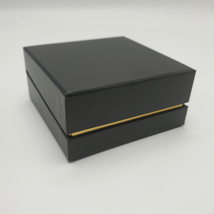 Custom Recyclable Cardboard Magnetic Perfume Oil Set Box with Eco-Friendly Packaging