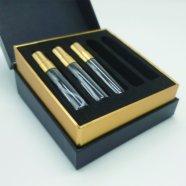 Custom Recyclable Cardboard Magnetic Perfume Oil Set Box with Eco-Friendly Packaging