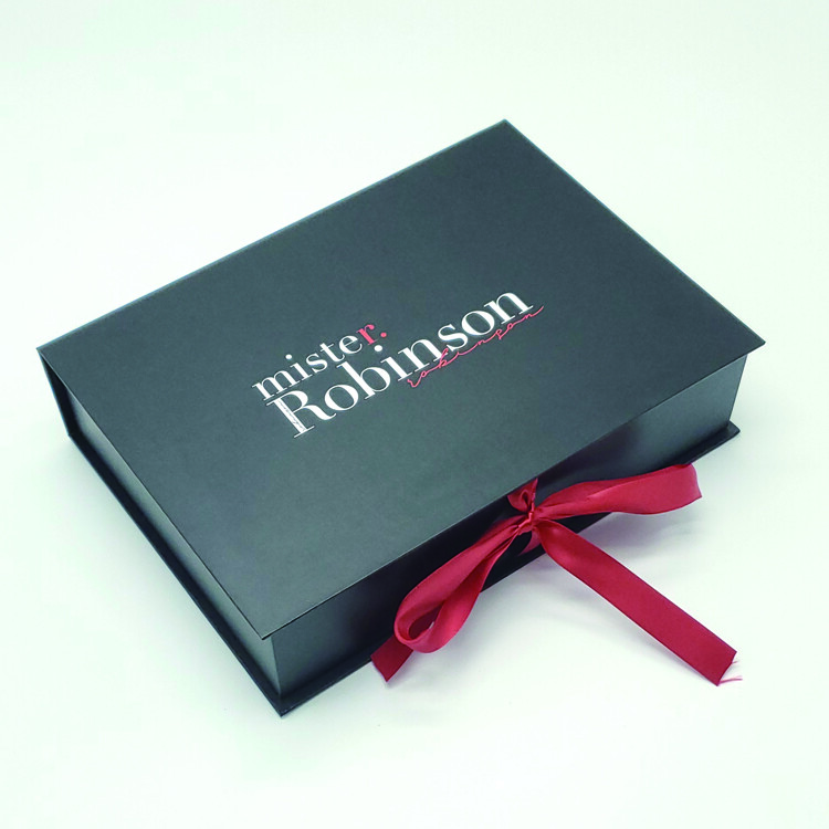  Custom Black Magnetic Underwear Bra Luxury Packaging Boxes for Clothing & Hair Accessories