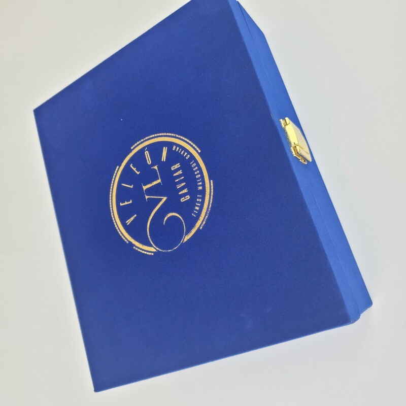  Custom Luxury Wooden Navy Blue Fabric Velvet Box with Gold Craft Display Packaging