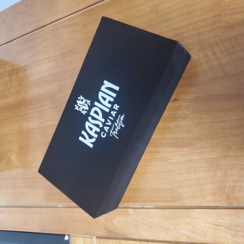  Customizable Book-Shaped Caviar Packaging Boxes Made of Eco-Friendly Cardboard