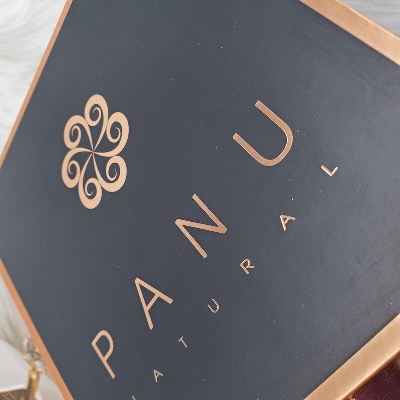  Customized Black Cardboard Magnetic Flip Jewelry Box with Logo Printing