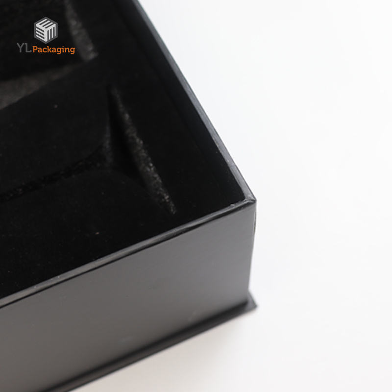  Custom Black Whiskey Glasses Decanter Set with Magnetic Lid Gift Packaging Box