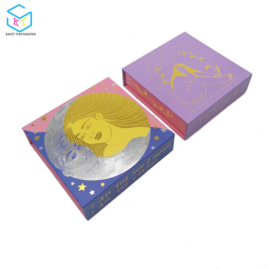 Custom Designed Small Cardboard Magnetic Fashion Jewelry Box Packaging with Foam Insert