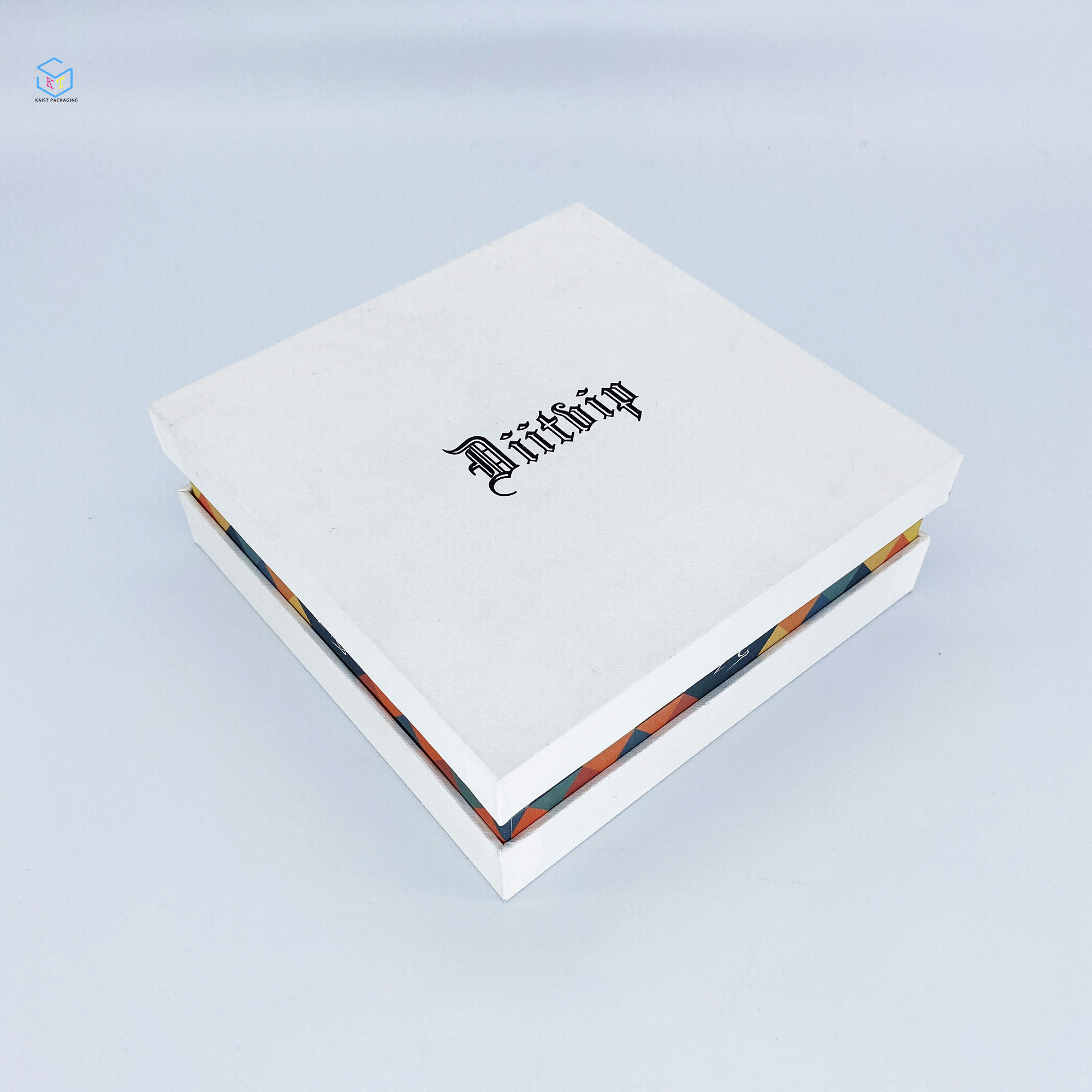 High-Quality White Cardboard Leather Belt Storage Box with Removable Lid - Custom Packaging Solutions