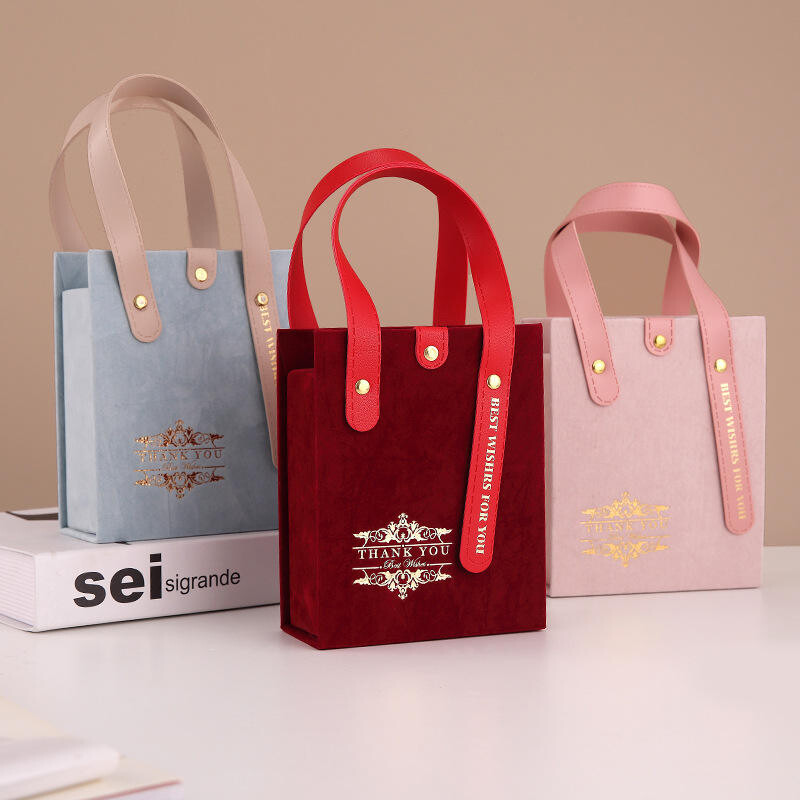  Wholesale Luxury Velvet Bridesmaid Wedding Gift Boxes with Handles - Custom Design & Fast Delivery