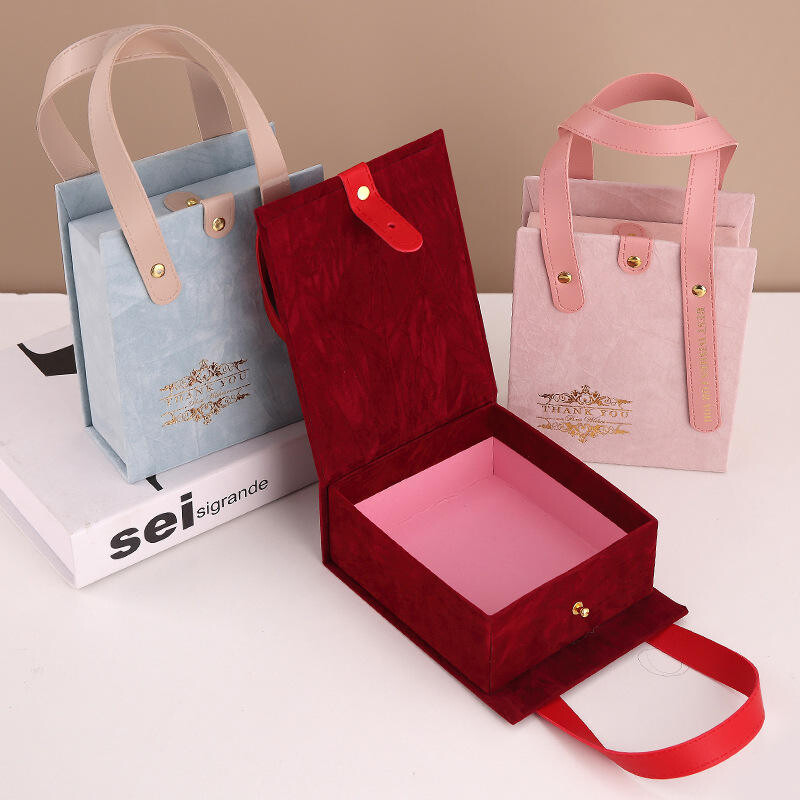  Wholesale Luxury Velvet Bridesmaid Wedding Gift Boxes with Handles - Custom Design & Fast Delivery