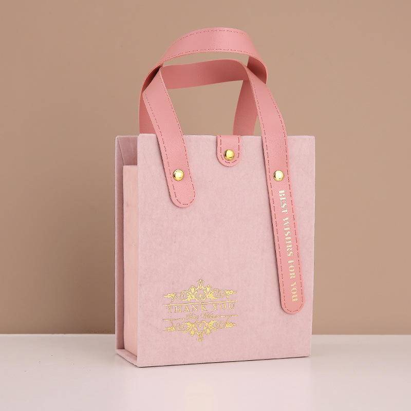  Wholesale Luxury Velvet Bridesmaid Wedding Gift Boxes with Handles - Custom Design & Fast Delivery