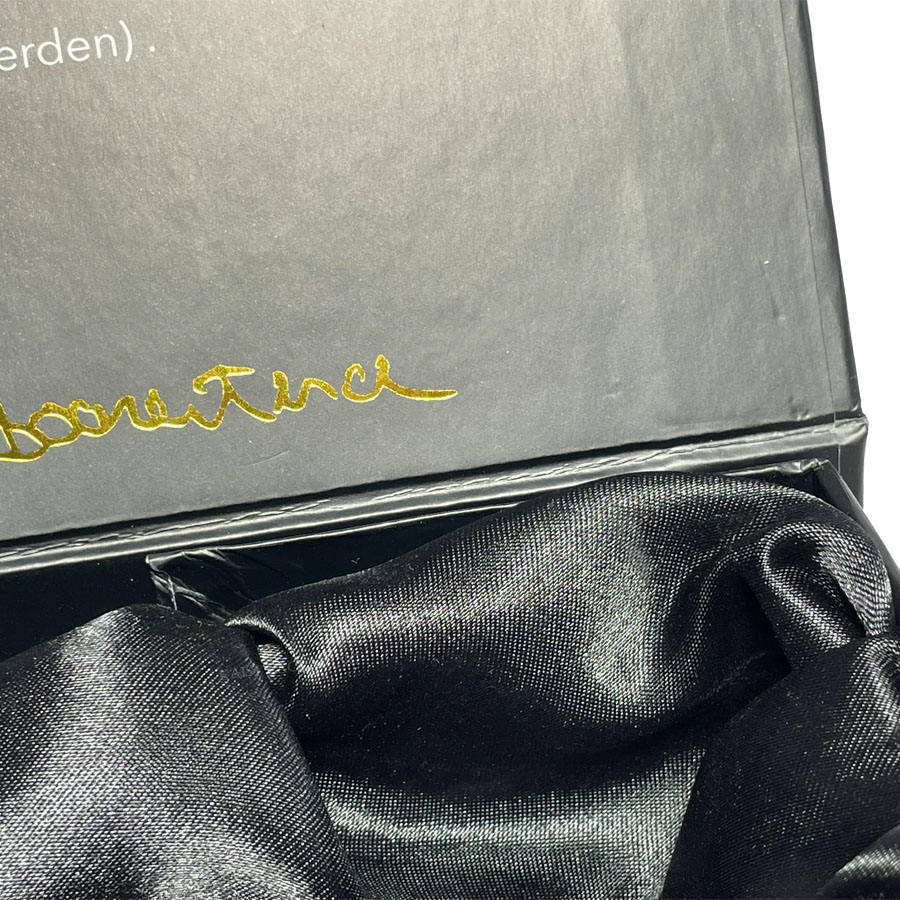 Custom Black Collapsible Magnetic Satin Lined Hair Boxes with Weave Packaging and Logo