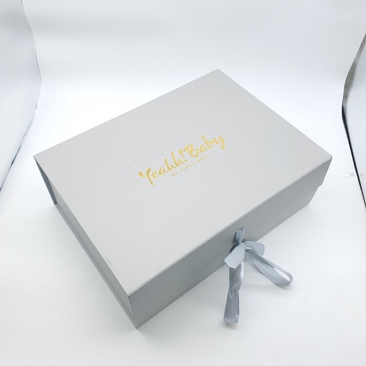006 (2).jpg Custom Jacket Packaging - Big Gift Box with Cardboard Clothing Packaging Solutions