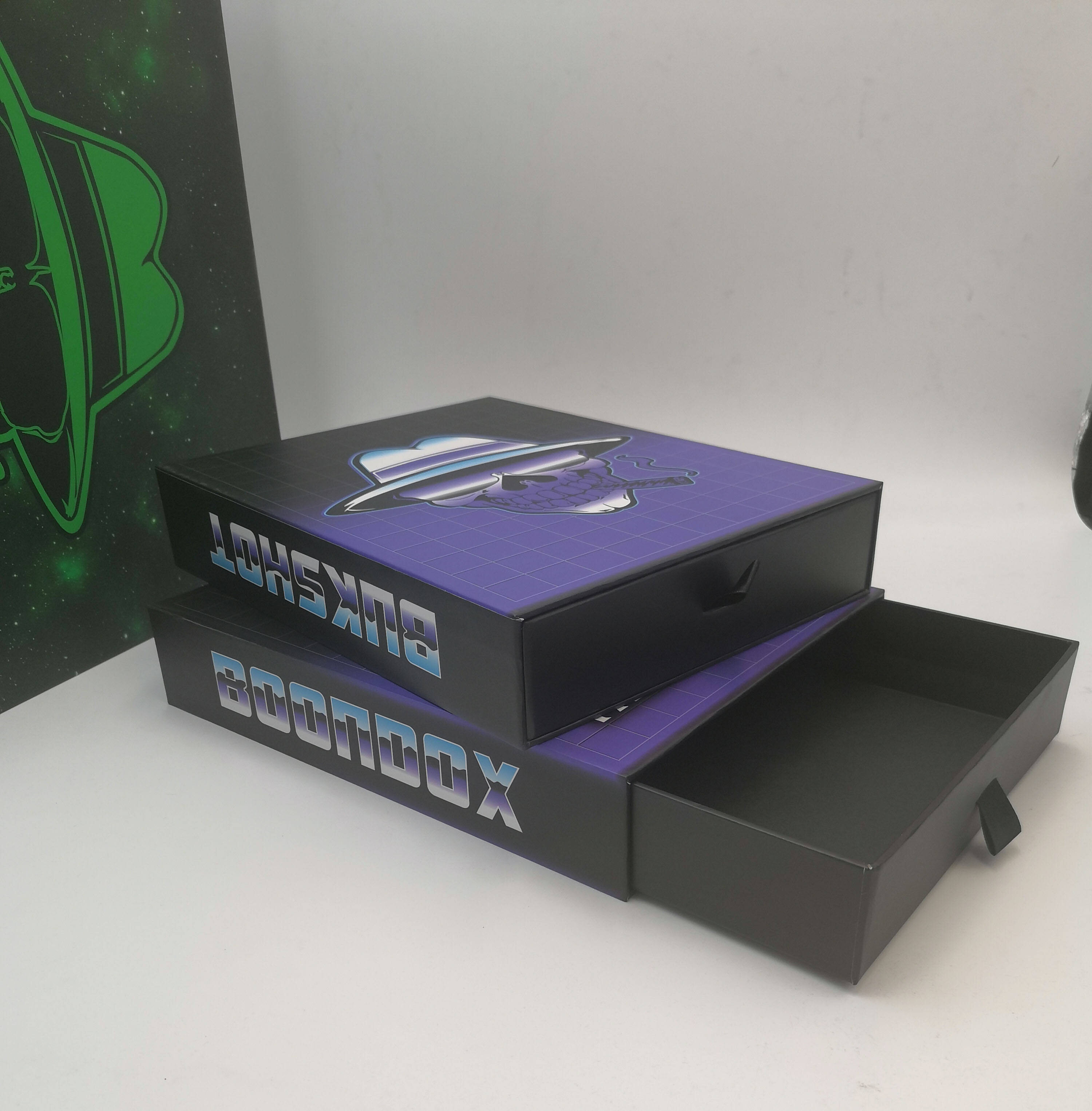 Custom Luxury Polo Tshirt Apparel Packaging Drawer Box - High-End Corrugated Shipping Boxes