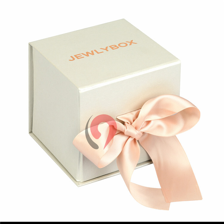 Premium Rigid Candle Packaging Box with Minimalist Design & Lid - Luxury Candle Box with Gold Foil Accents