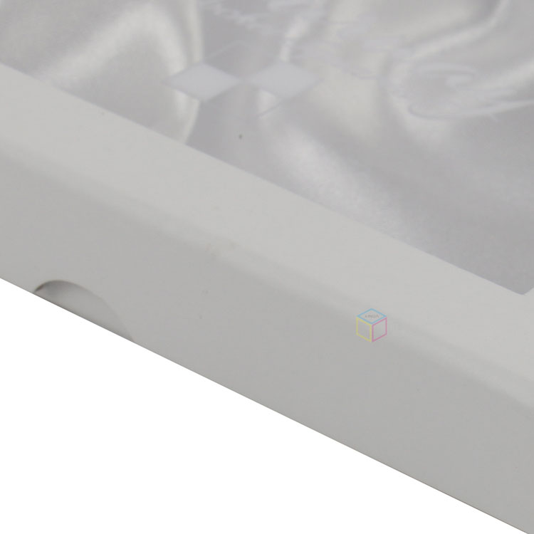 Customizable Sturdy Plain-Color Clamshell Box with PVE Window | Eco-Friendly Luxury Packaging