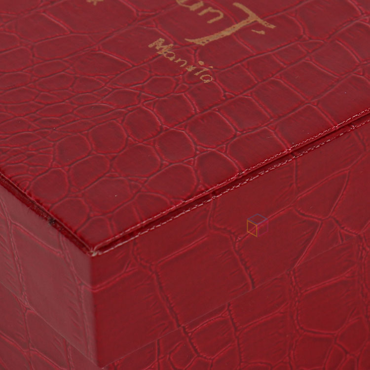 Custom Plastic PU Leather Single Blue Pillow Watch Jewelry Packaging Box | Eco-Friendly & Stylish Design