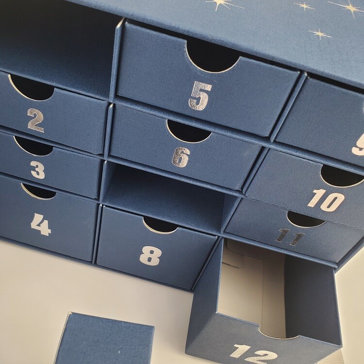 Custom Advent Calendar Box - Luxury Cardboard Christmas Countdown Packaging for Beauty Gifts