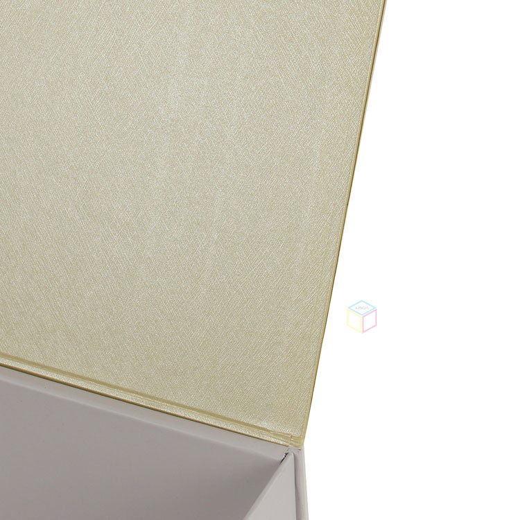 Guangdong Custom Logo Black Paperboard Hamper Collapsible Foldable Magnetic Gift Box with Red Ribbon Bow | Eco-Friendly Packaging